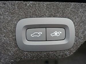 Volvo  Recharge Ultimate T8 AWD B&W/HUD/SHD/360°