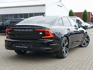 Volvo  Recharge Ultimate T8 AWD B&W/HUD/SHD/360°