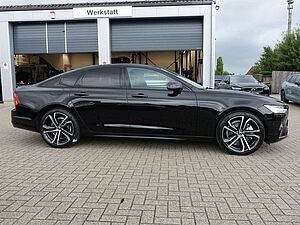 Volvo  Recharge Ultimate T8 AWD B&W/HUD/SHD/360°