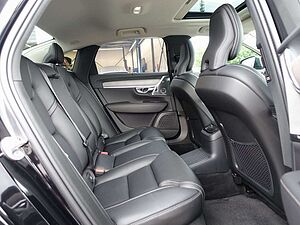 Volvo  Recharge Ultimate T8 AWD B&W/HUD/SHD/360°