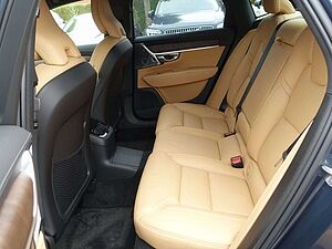 Volvo  Recharge Ultimate Brigh T8 AWD B&W/PANO/LUFT