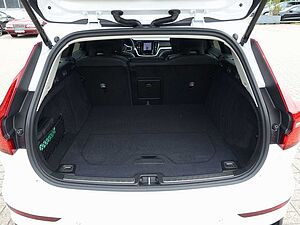 Volvo  Ultra T6 AWD Plug-in Hybrid/360°Cam/AHK/BLIS