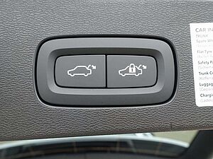 Volvo  Ultra T6 AWD Plug-in Hybrid/360°Cam/AHK/BLIS