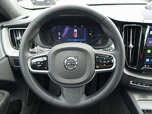 Volvo  Black Edition Ultra T6 AWD B&W/PANO/HUD/360