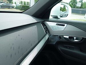 Volvo  Plus Bright T8 AWD Plug-in Hybrid PANO/B&W