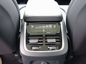 Volvo  Ultra T8 AWD Plug-in Hybrid/360°Cam/AHK/22'