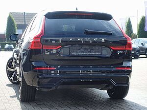 Volvo  Ultra Dark B5 AWD/Four-C/360°Cam/Massage