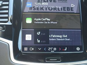 Volvo  Plus T8 AWD Plug-in Hybrid/FourC/AHK/B&W