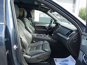 Volvo  Plus T8 AWD Plug-in Hybrid/FourC/AHK/B&W