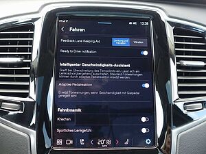 Volvo  Plus T8 AWD Plug-in/360°Cam/HeadUp/Panorama