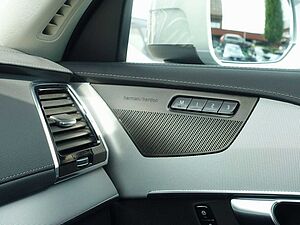 Volvo  Plus T8 AWD Plug-in/360°Cam/HeadUp/Panorama