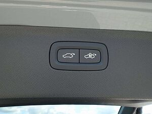 Volvo  Plus T8 AWD Plug-in/360°Cam/HeadUp/Panorama