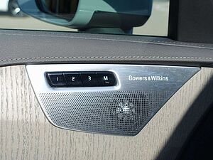 Volvo  T8 AWD Plug-in Hybrid/FourC/HeadUp/AHK/B&W
