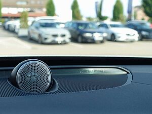 Volvo  T8 AWD Plug-in Hybrid/FourC/HeadUp/AHK/B&W