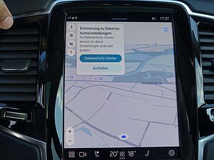 Volvo  T8 AWD Plug-in Hybrid/FourC/HeadUp/AHK/B&W