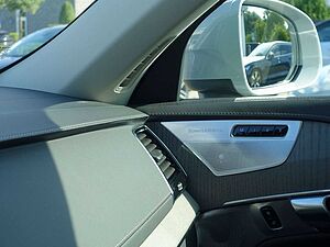 Volvo  T8 AWD Plug-in Hybrid/FourC/HeadUp/AHK/B&W