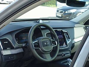 Volvo  T8 AWD Plug-in Hybrid/FourC/HeadUp/AHK/B&W