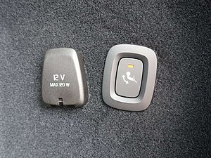 Volvo  Plus Dark T6 AWD Plug-in Hybrid PANO/AHK/360