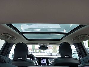 Volvo  Plus Dark T6 AWD Plug-in Hybrid PANO/AHK/360