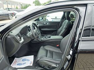 Volvo  Plus Dark T6 AWD Plug-in Hybrid PANO/AHK/360