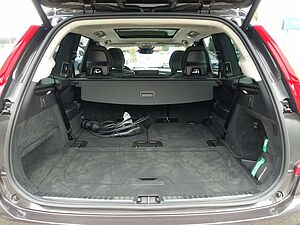 Volvo  Ultra Dark T8 AWD Recharge B&W/PANO/MASSAGE