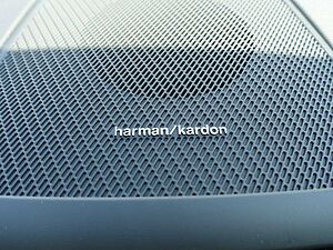Volvo  B4 Plus Dark AWD 360°Cam/AHK/Harman/Kardon