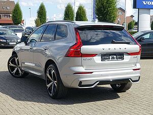 Volvo  B4 Plus Dark AWD 360°Cam/AHK/Harman/Kardon