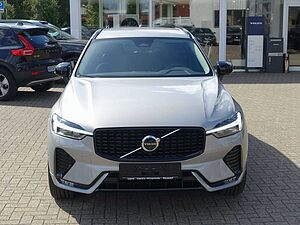 Volvo  B4 Plus Dark AWD 360°Cam/AHK/Harman/Kardon