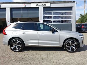 Volvo  B4 Plus Dark AWD 360°Cam/AHK/Harman/Kardon
