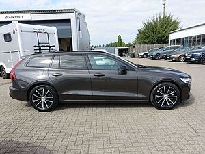 Volvo  Plus Dark T6 AWD Plug-in Hybrid KAMERA/BLIS