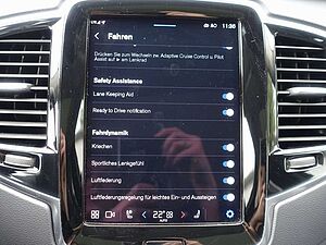 Volvo  T8 Recharge AWD Ultimate Bright FOUR-C/B&W