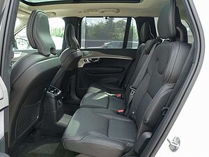 Volvo  Ultra Dark T8 AWD Plug-in Hybrid PANO/B&W