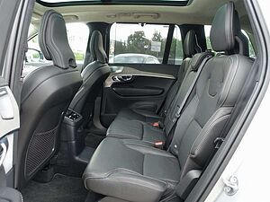 Volvo  Ultra T8 AWD Plug-In 360°/PANO/B&W/HUD/BLIS