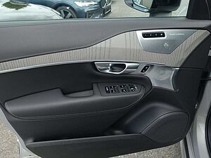 Volvo  Ultra T8 AWD Plug-In 360°/PANO/B&W/HUD/BLIS