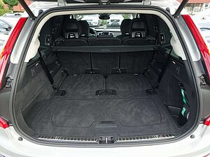 Volvo  Ultra T8 AWD Plug-In 360°/PANO/B&W/HUD/BLIS