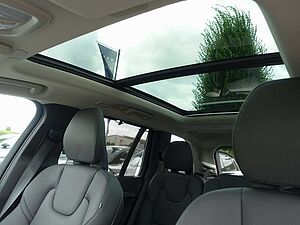 Volvo  Plus Bright T8 AWD Plug-in Hybrid PANO/360°