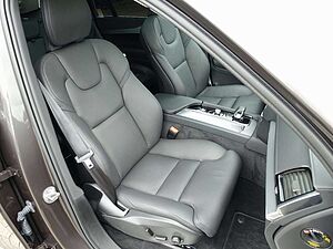 Volvo  Plus Bright T8 AWD Plug-in Hybrid PANO/360°