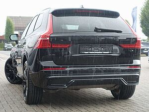 Volvo  Black Edition Plus T6 Four-C/B&W/Pano/AHK