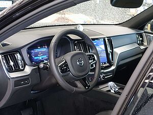 Volvo  Black Edition Plus T6 Four-C/B&W/Pano/AHK