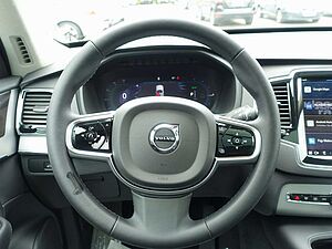 Volvo  Ultra T8 AWD Plug-in Hybrid Pano/HeadUp/H&K
