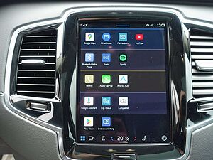 Volvo  Ultra T8 AWD Plug-in Hybrid Pano/HeadUp/H&K