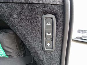 Volvo  T8 AWD Plug-in Hybrid Pano/AHK/B&W/Four-C