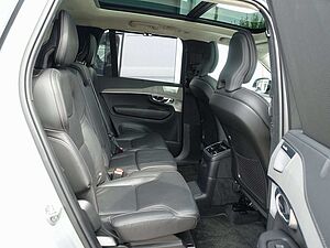 Volvo  Ultra Dark T8 AWD Plug-in Hybrid Pano/B&W