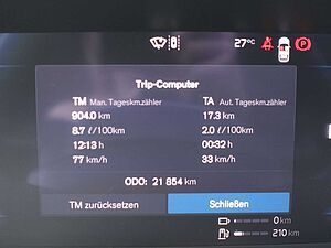 Volvo  Ultra Dark T8 AWD Plug-in Hybrid Pano/B&W
