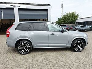Volvo  Ultra Dark T8 AWD Plug-in Hybrid Pano/B&W