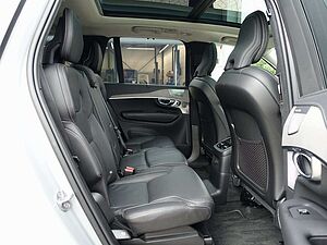 Volvo  Ultra T8 AWD Plug-inHybrid Pano/22'/Massage