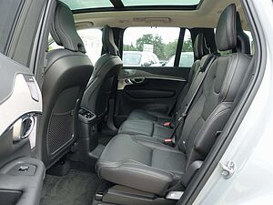 Volvo  Ultra T8 AWD Plug-inHybrid Pano/22'/Massage