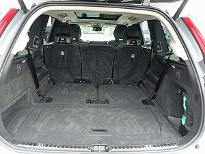Volvo  Ultra T8 AWD Plug-inHybrid Pano/22'/Massage