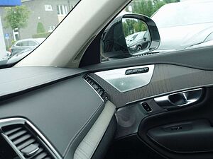 Volvo  Ultra T8 AWD Plug-inHybrid Pano/22'/Massage