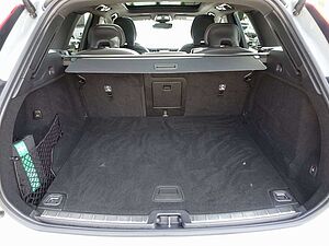 Volvo  B4 AWD Plus Dark/AHK/360°Cam/Pano. /Lenkrhz.